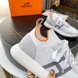 Hermès Beige Bow-Detail Flats - Heel Detail View