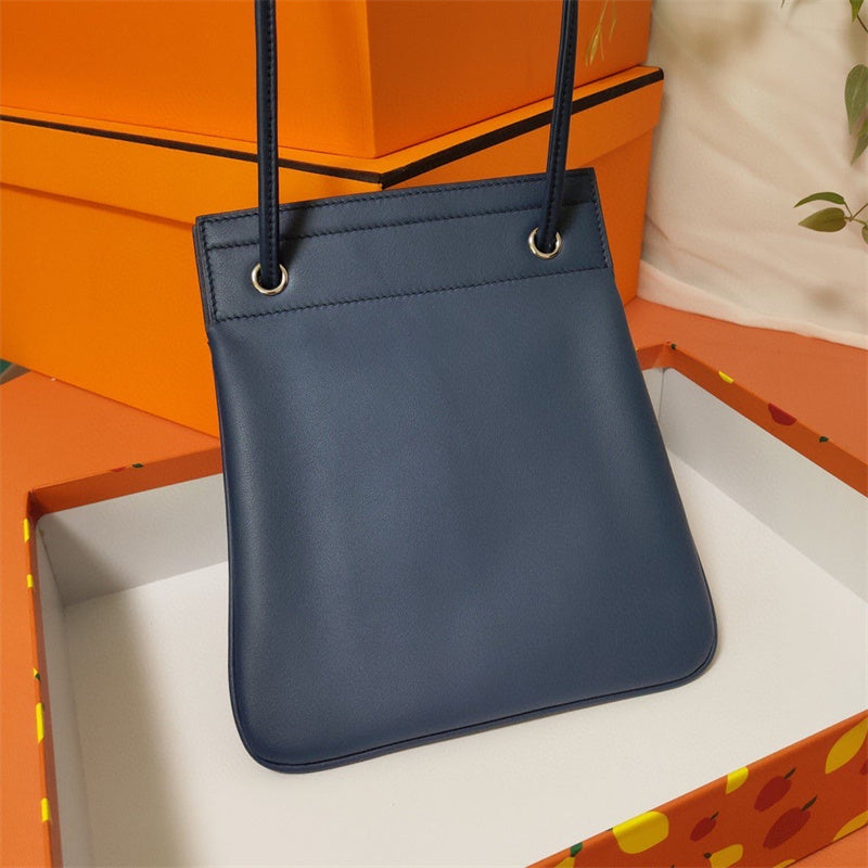 Classic bag women's premium everyday handbag