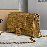 Zivas Charm Modern Edge Statement Handbag (Everyday Luxury Essential) – Styled Look