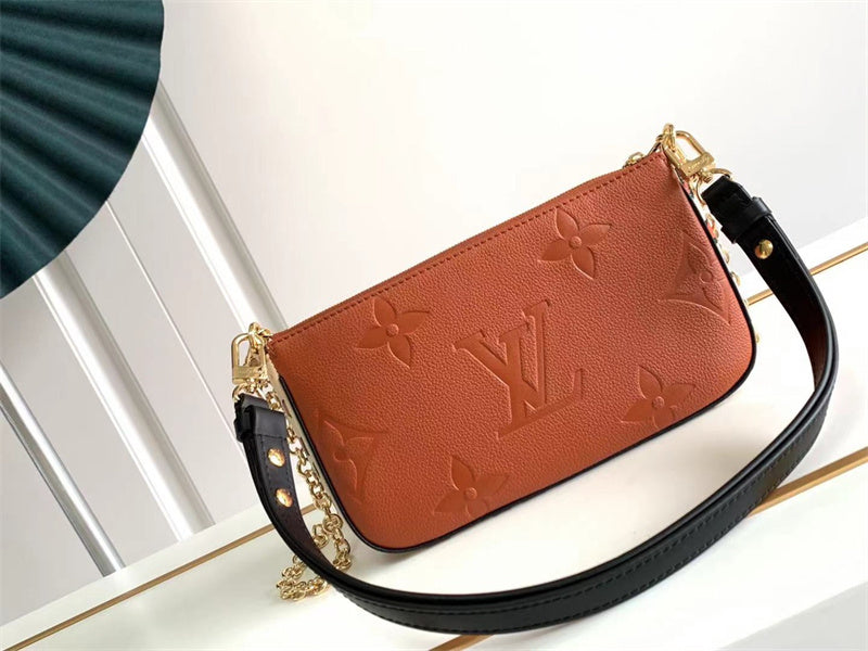  Sleek carryall bag front view