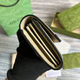 Handle and strap detail of refined signature women's handbag – women's luxury handbag