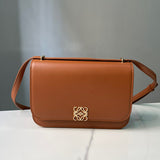 Ziva's Charm handbag – carry view (19cm*6cm*13.5cm)