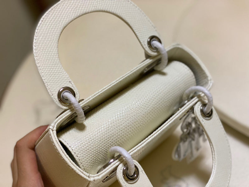 Front view of everyday-luxe structured women's handbag – women's everyday handbag