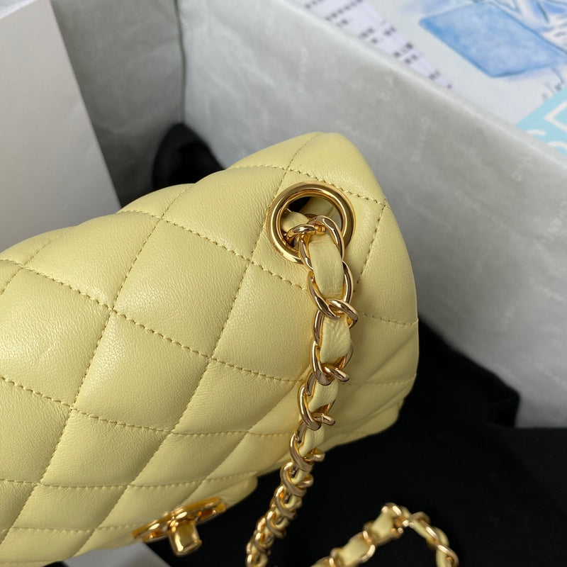  compact purse view 6