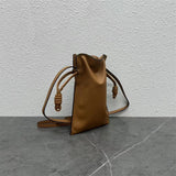 Ziva's Charm handbag – detail view (Standard Size)