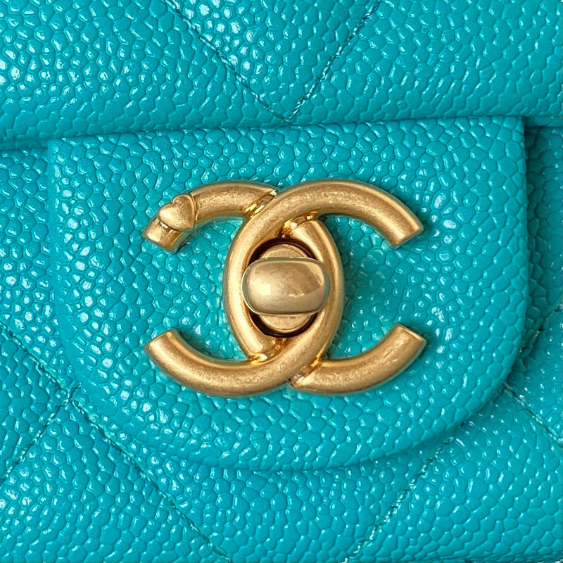  mid purse view 8