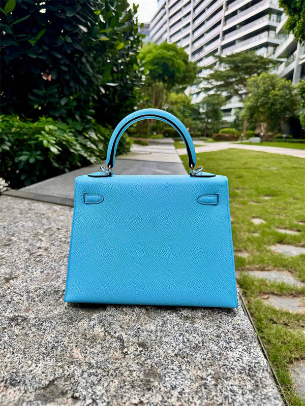 Graceful handbag styled for everyday wear