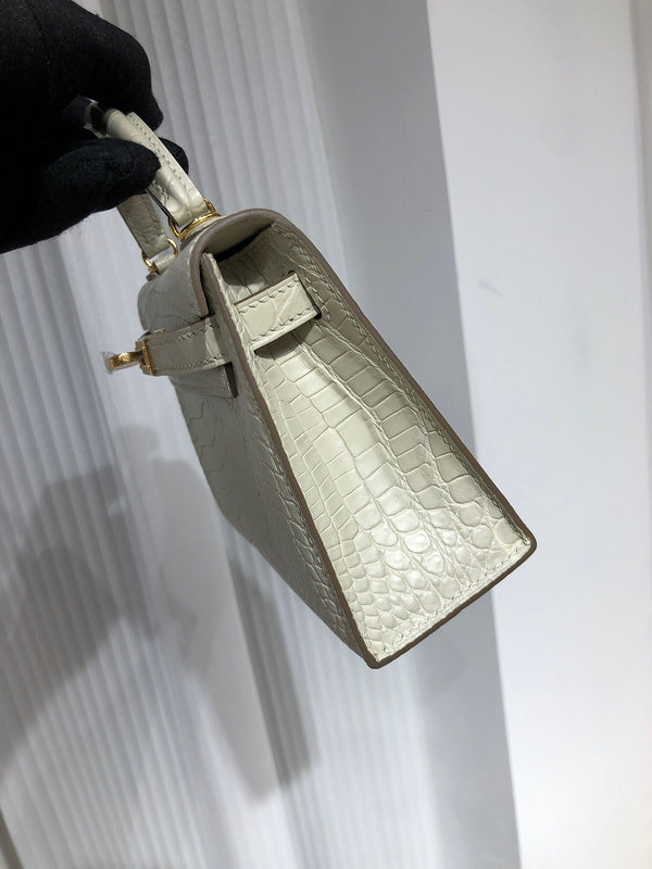 Sophisticated handbag styled for everyday wear