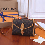 Structured tote bag front view