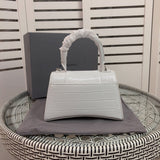 Close-up detail of elevated signature women's handbag – women's designer-style accessory