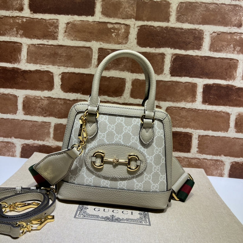 Front view of everyday-luxe premium women's handbag – women's luxury accessory