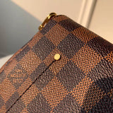 Back view of modern polished women's handbag – women's luxury handbag
