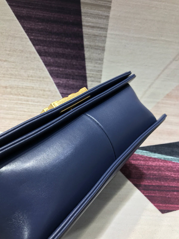  handbag, mid everyday style, image 8