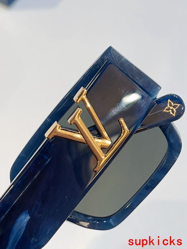 Side view of Louis Vuitton unisex sunglasses