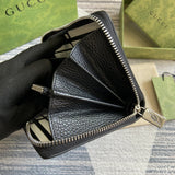 Close-up detail of modern structured women's handbag – women's premium purse