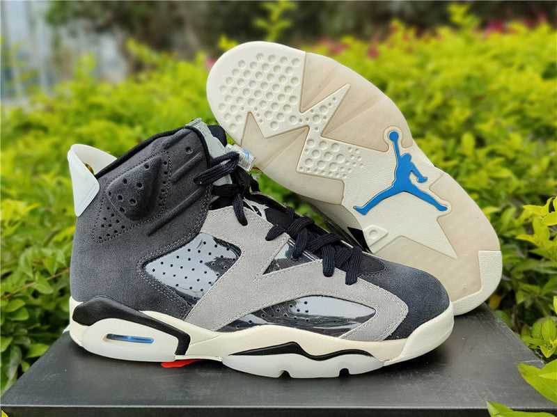 Nike Men's & Women's Designer Street Sneakers — Style 182 hardware detail