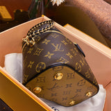  Understated structured bag carried on shoulder 10
