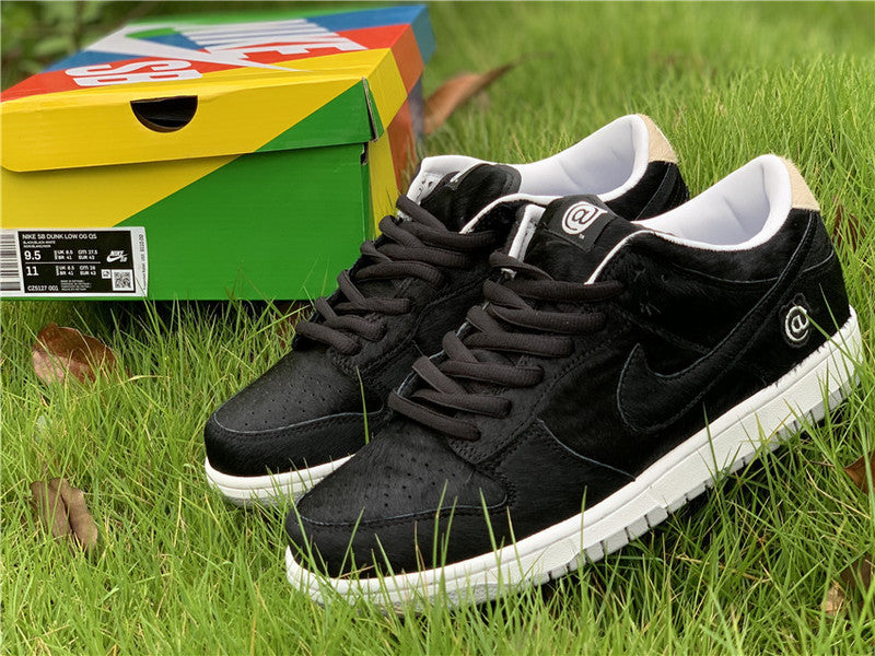 Nike Men's & Women's Designer Lifestyle Shoes — Style 080 side view
