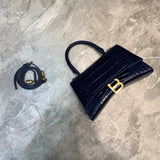 Contemporary Faux Leather Handbag - Chic Everyday Appeal | Women's Designer-Inspired Purse #611 - front view (image 1) of designer-inspired handbag