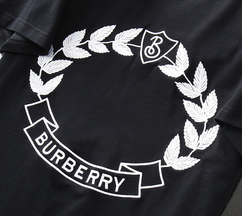 Styling view of Burberry luxury piece style No.299