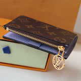  shoulder bag interior and compartment view
