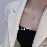 Front view of Van Cleef & Arpels unisex jewelry piece