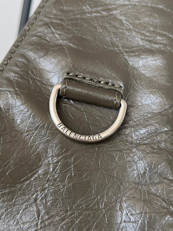 Zivas Charm Classic Sensibility Fashion Handbag (Contemporary Shape Language) – Lifestyle Shot