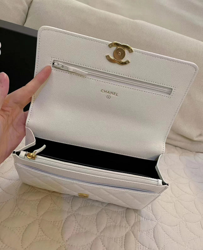  mid purse view 4