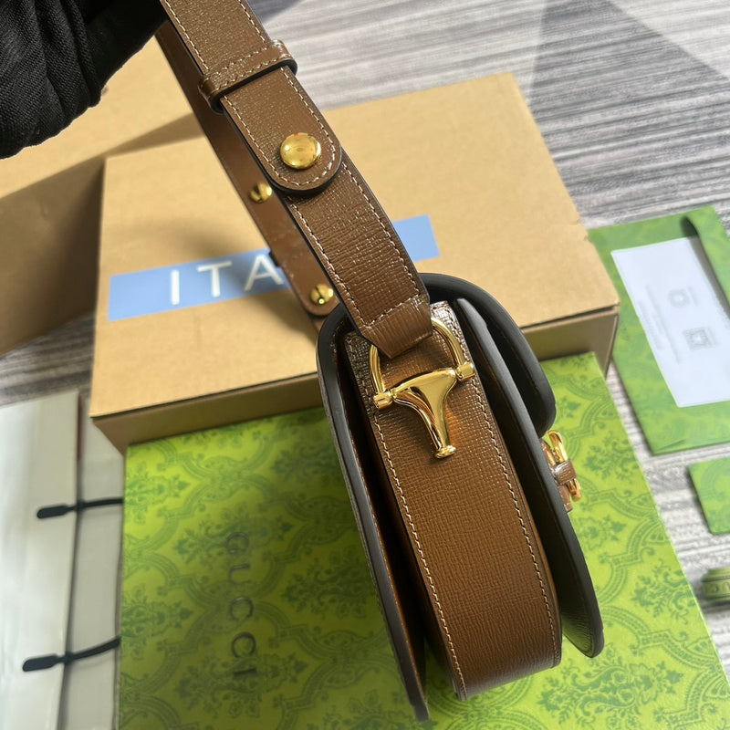 Close-up detail of chic sleek women's handbag – women's luxury handbag