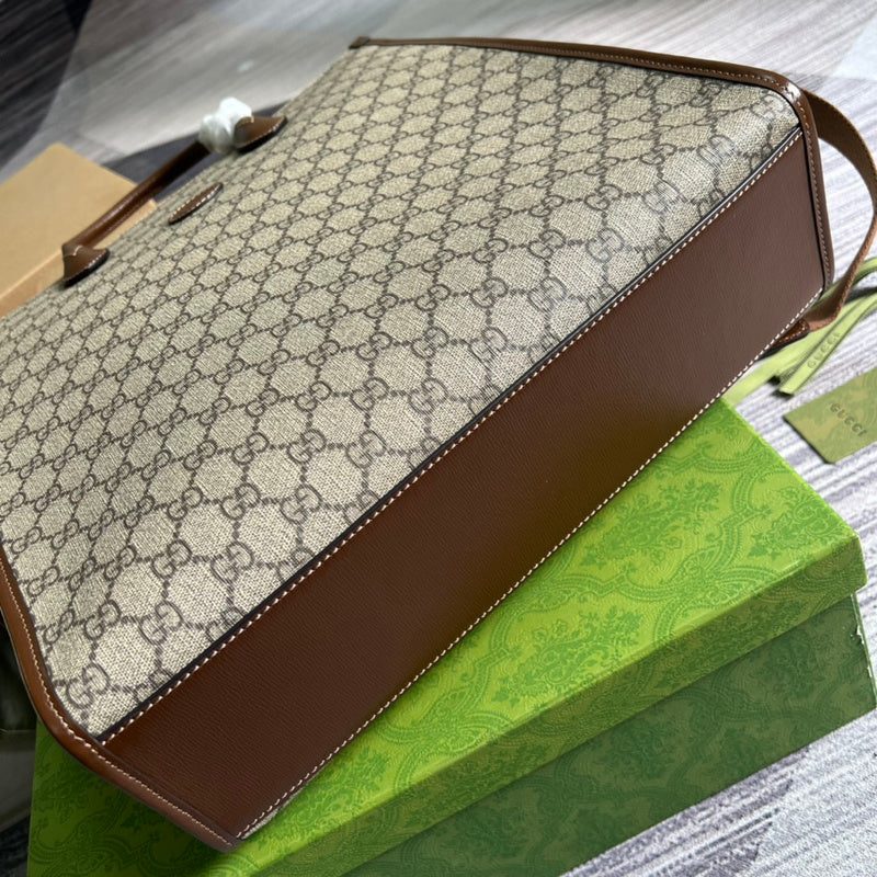 Handle and strap detail of sleek everyday-luxe women's handbag – women's everyday handbag