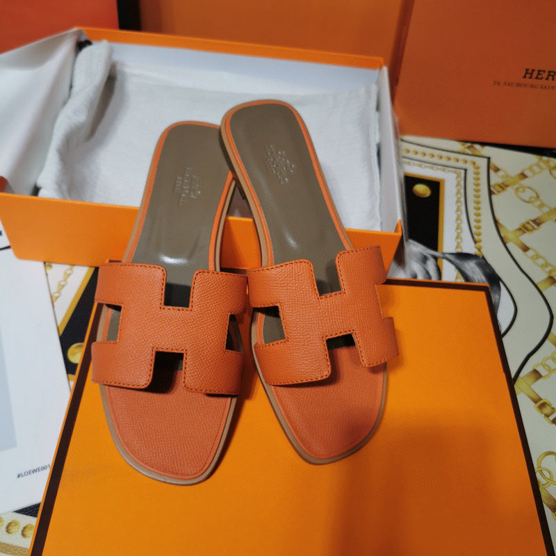 Hermès Red Espadrille Wedge Sandals - Detail Shot of Craftsmanship