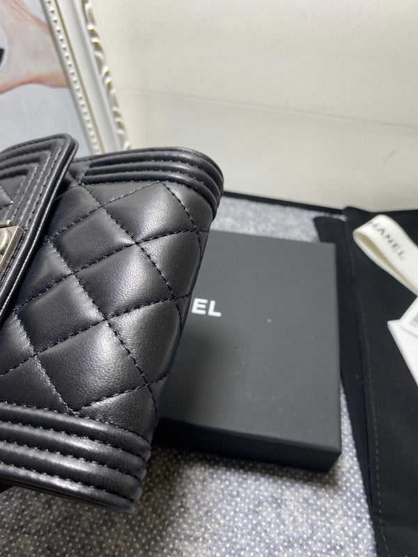  compact purse view 6