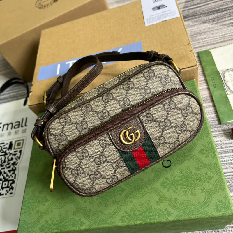 Handle and strap detail of chic refined women's handbag – women's designer-style accessory