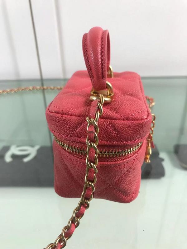 Zivas Charm Modern Minimalist Look Fashion Handbag (Effortless Style Upgrade) – Close-Up Detail