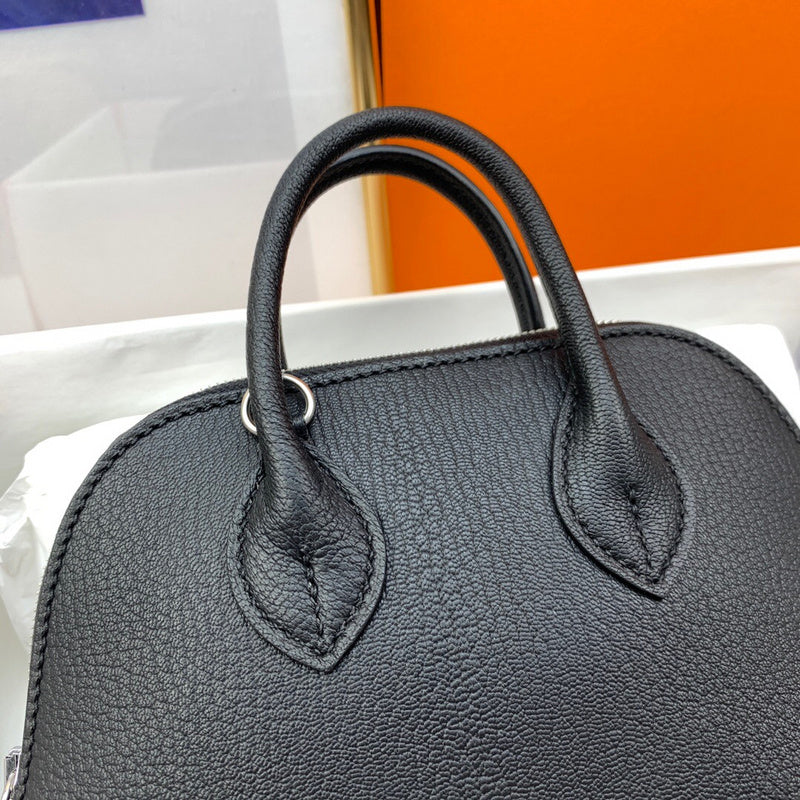 Sophisticated bag women's premium everyday handbag