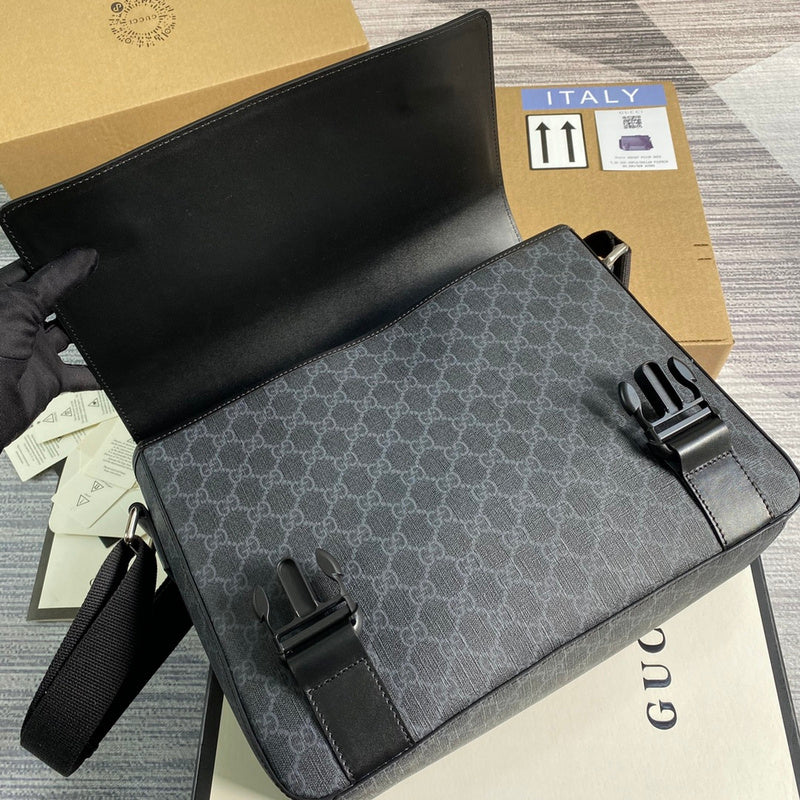 Interior view of refined structured women's handbag – women's luxury accessory