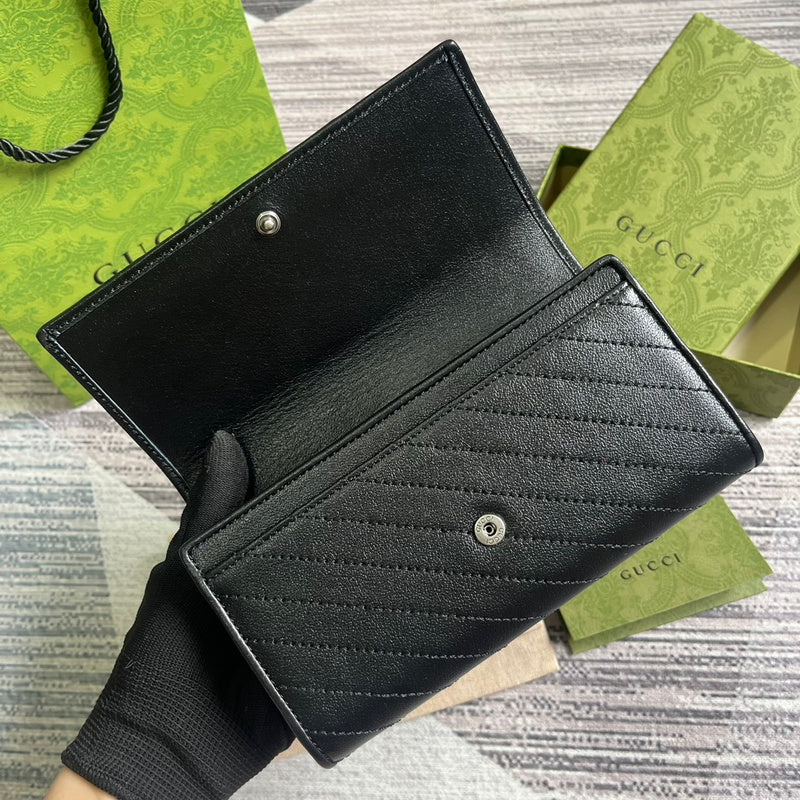 Close-up detail of classic statement women's handbag – women's designer-style accessory