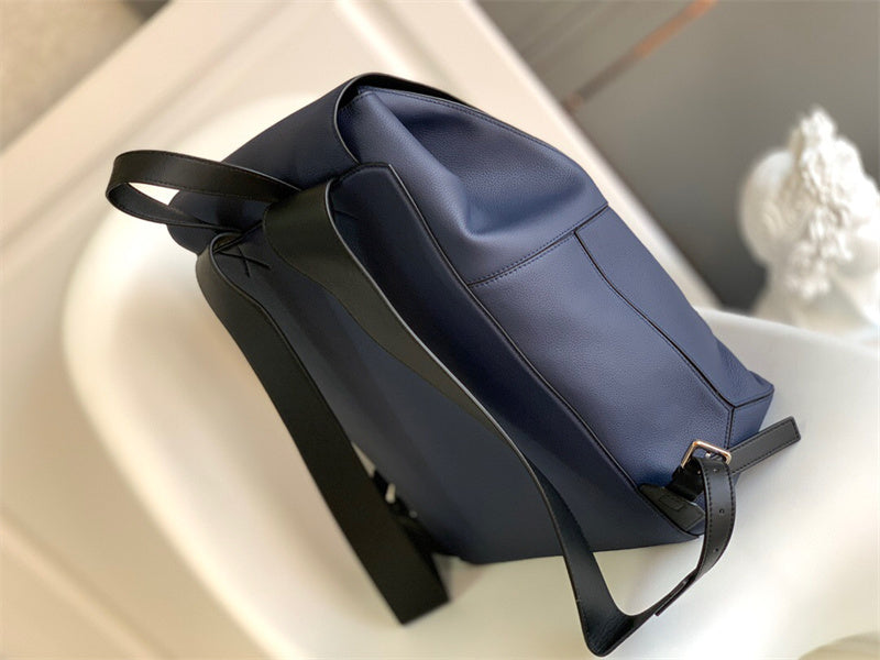 Ziva's Charm handbag – angled view (33cm*44.5cm*19cm)