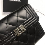 Zivas Charm Refined Structure Everyday Handbag (Thoughtfully Structured Design) – Detail View