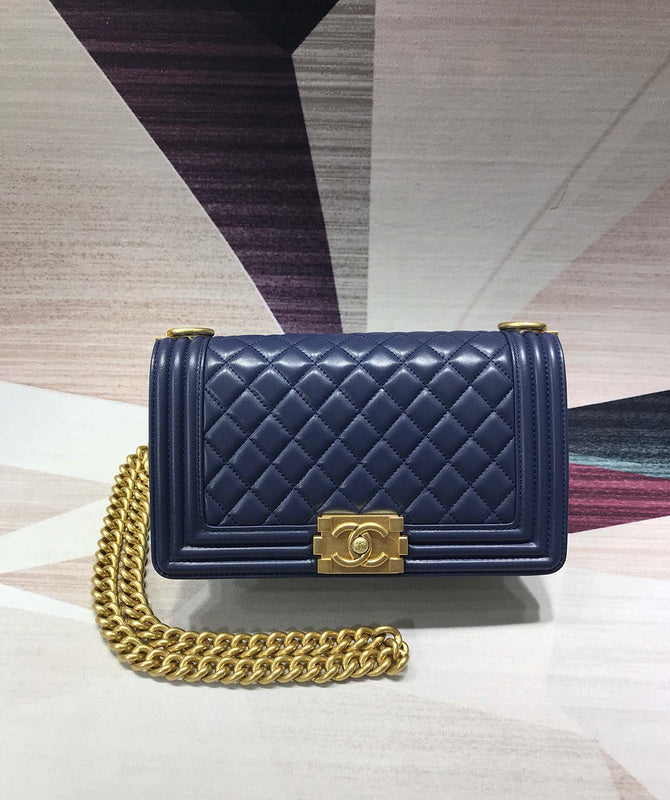  mid purse view 1