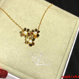 Side view of Van Cleef & Arpels unisex jewelry piece