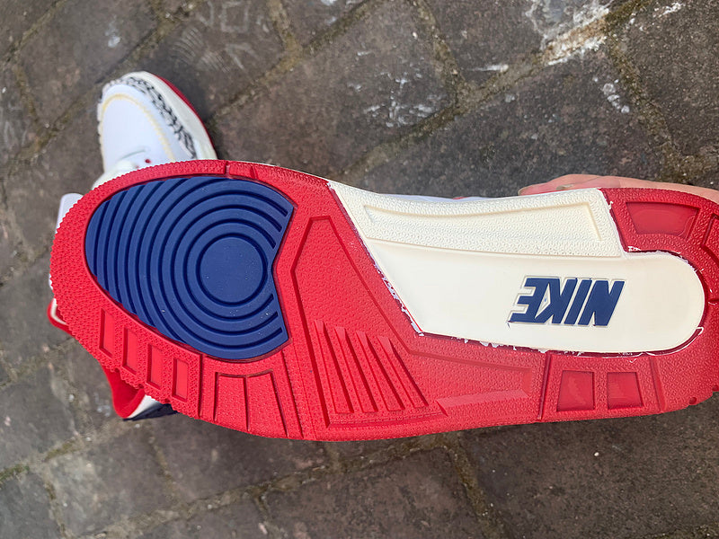 Nike Men's & Women's Luxury Low-Top Trainers — Style 213 back view