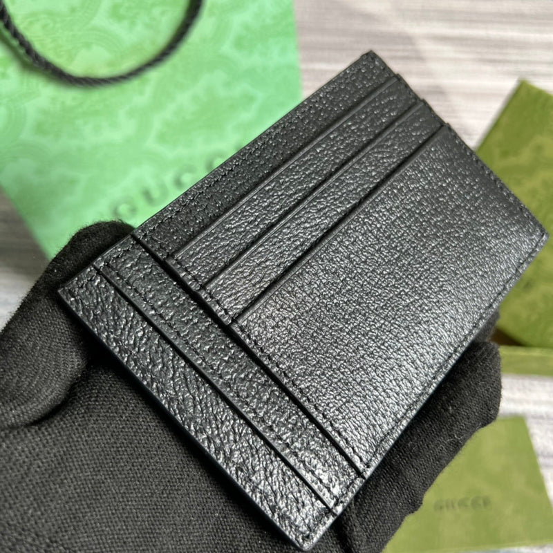 Close-up detail of balanced bag design