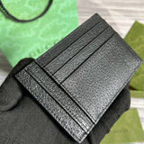 Close-up detail of balanced bag design