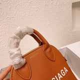 Ziva's Charm handbag – product shot (one versatile size)