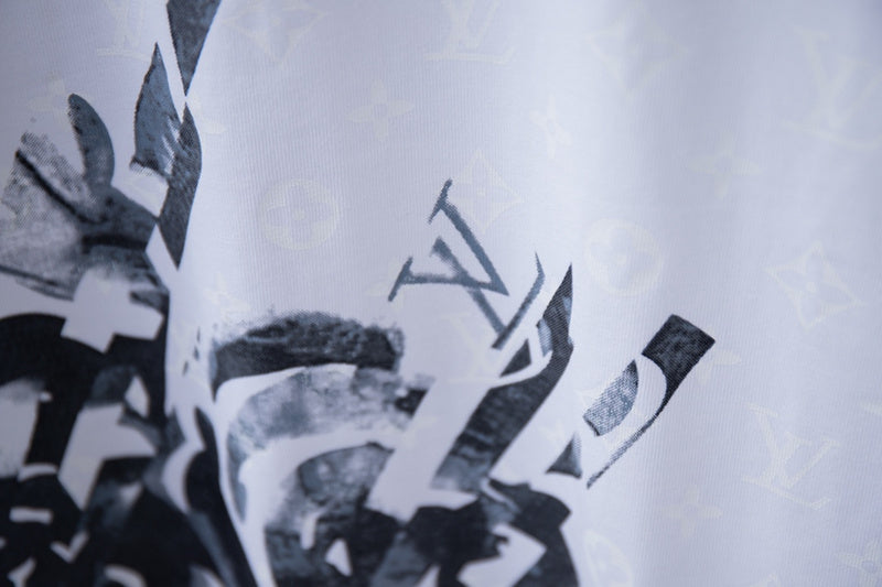 Front view of Louis Vuitton cotton t-shirt with logo-detail design