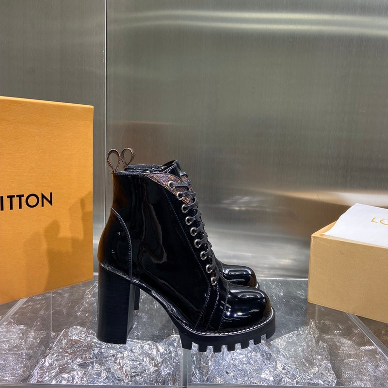 Louis Vuitton shoes Style 222 - sole and craftsmanship detail