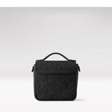  sophisticated tote bag detail view showing craftsmanship 14