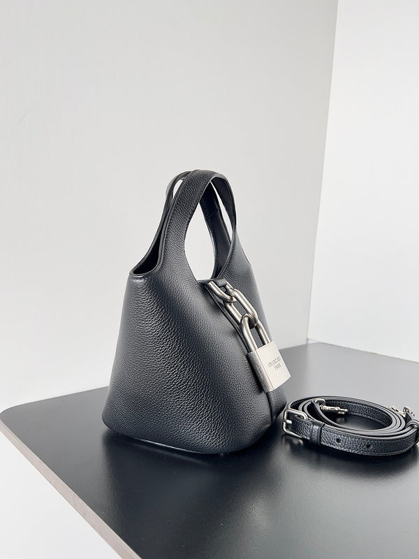Zivas Charm Versatile Design Statement Handbag (Signature Shape & Finish) – Close-Up Detail