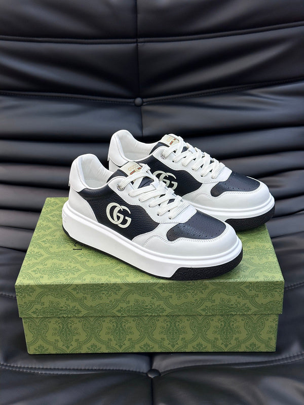 Gucci all-black luxury sneakers view 4 retro runner design